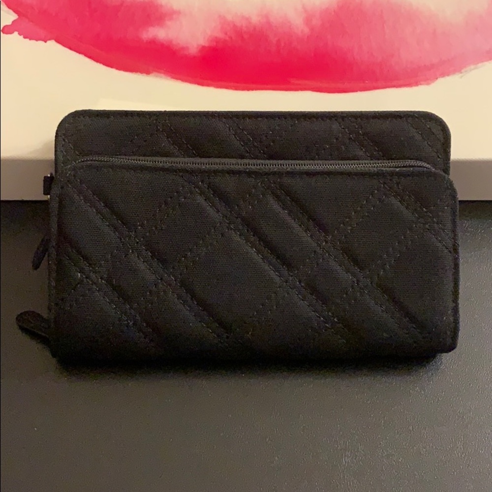 Elegant Black Quilted Women's Bag